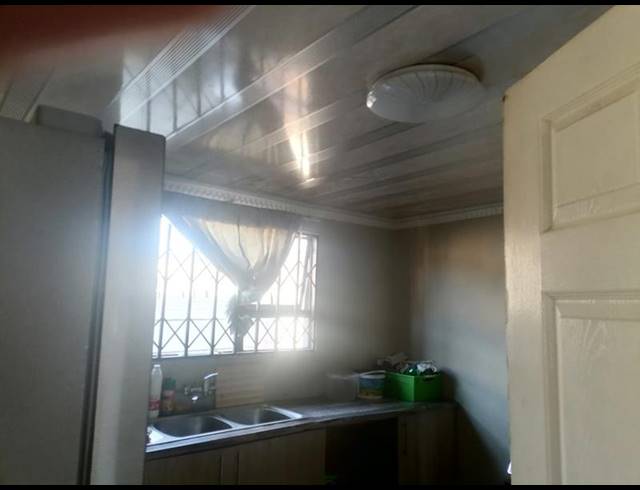 2 BEDROOM HOUSE FOR SALE IN PALM RIDGE
